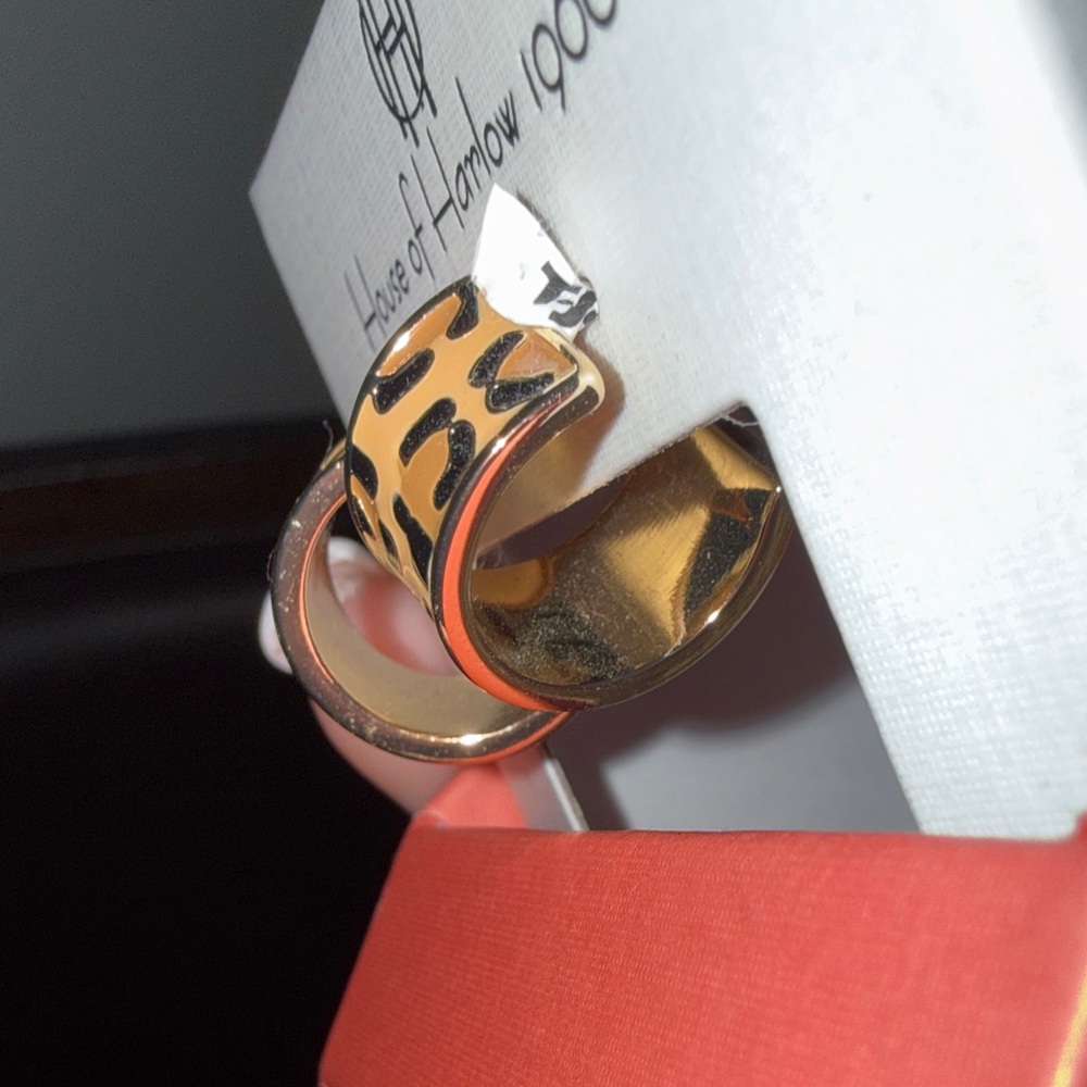 House of Harlow 1960 Animal Print Brass Earrings - Picture 4 of 4